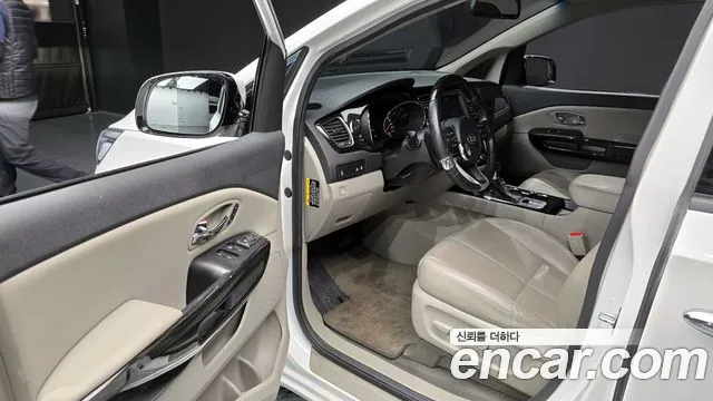 Kia The New Carnival id 2390392 из Кореи 20