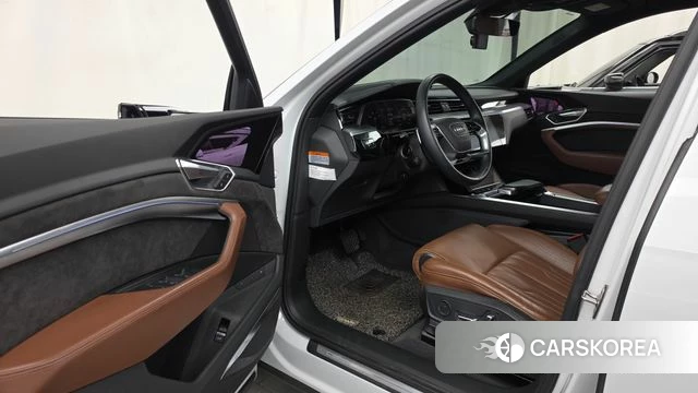 Audi e-Tron id 4872850 из Кореи 20