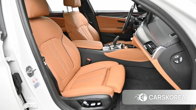 BMW 5 Series (G30) id 4408636 из Кореи 20