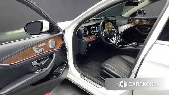 Mercedes-Benz E-Class W213 id 4770546 из Кореи 20