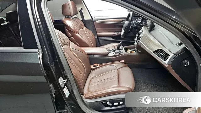 BMW 5 Series (G30) id 3751700 из Кореи 20