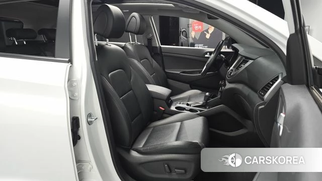 Hyundai All New Tucson id 4483337 из Кореи 34