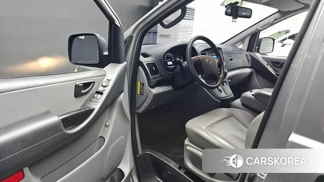 Hyundai The New Grand Starex id 4642880 из Кореи 30