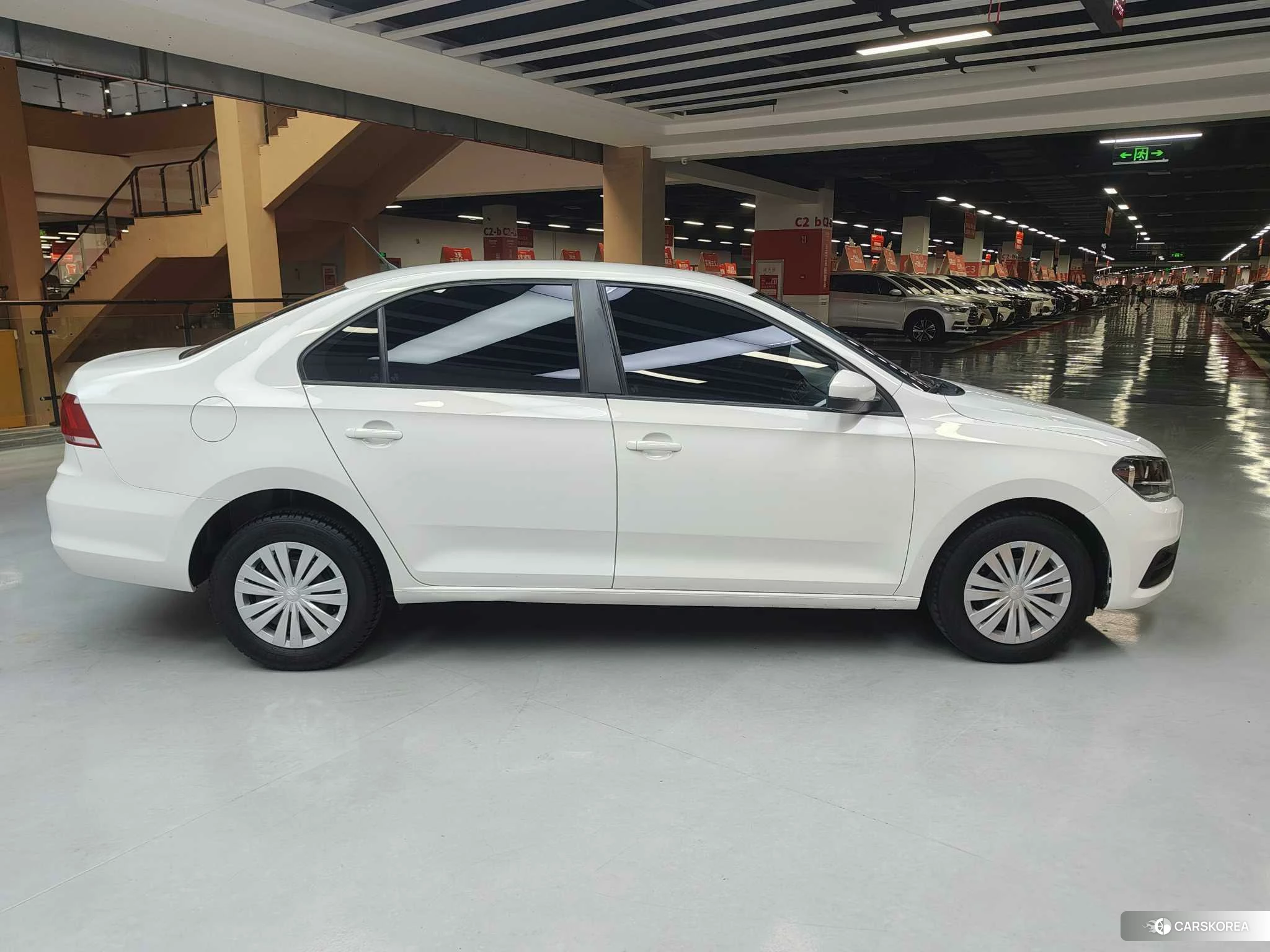 Volkswagen Santana id 4407401 из Китая 44