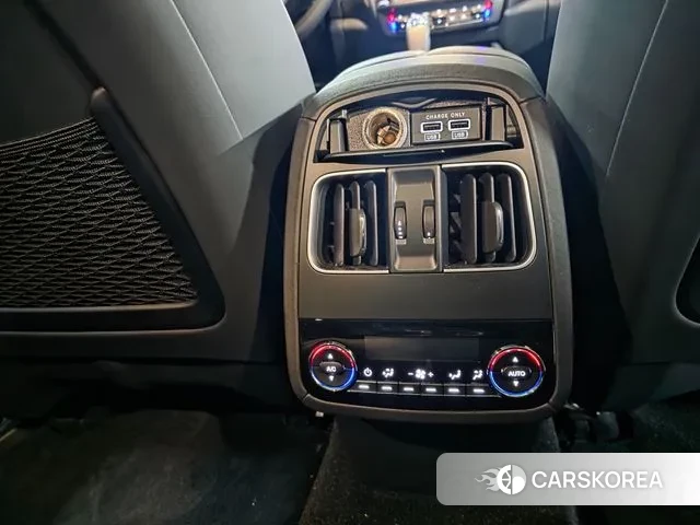 Maserati Levante id 3333888 из Кореи 13