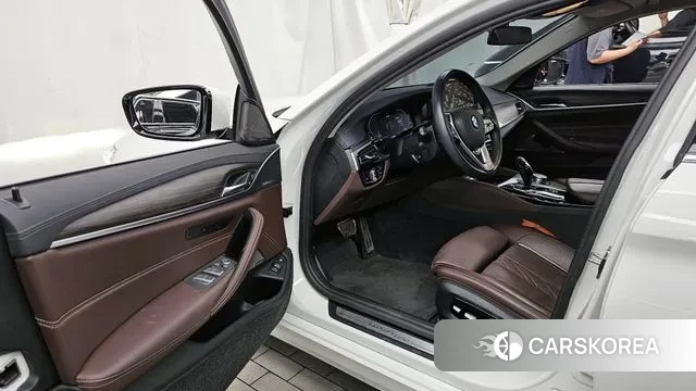 BMW 5 Series (G30) id 2976082 из Кореи 20