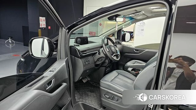 Hyundai Staria id 4936533 из Кореи 20