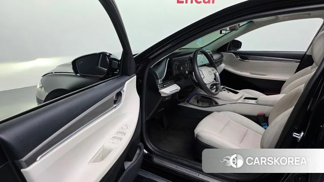 Hyundai The New Grandeur IG Hybrid id 4753902 из Кореи 34