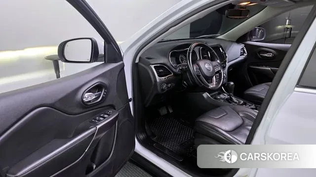 Jeep Cherokee (KL) id 3247941 из Кореи 20