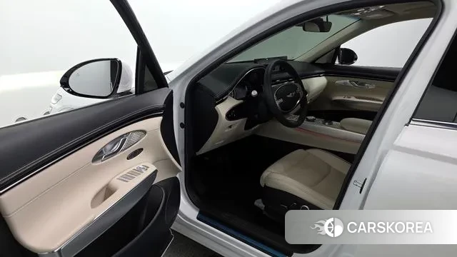 Genesis GV70 id 3353927 из Кореи 20