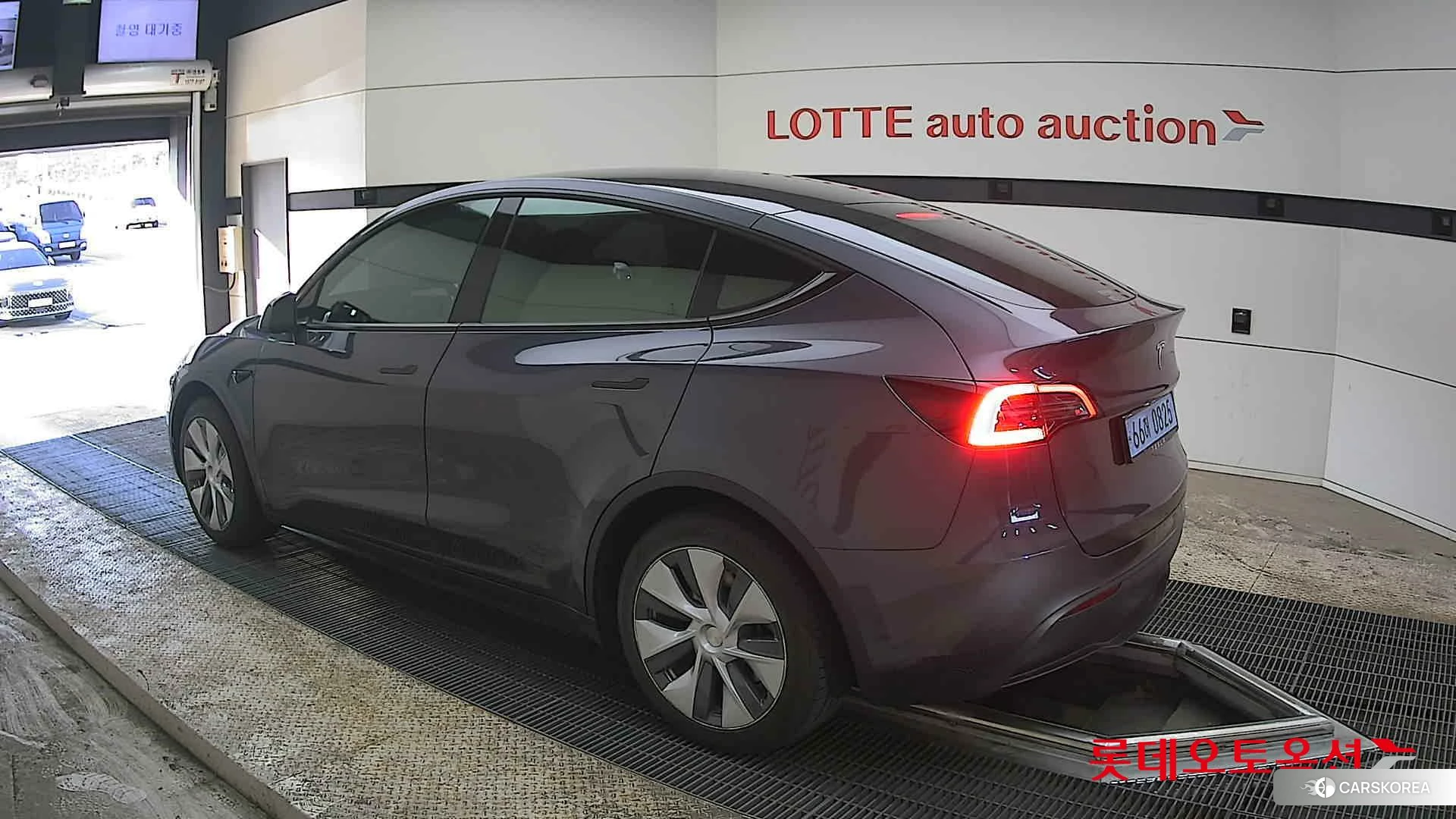 Tesla Model Y RWD id 3882118 из Кореи 37