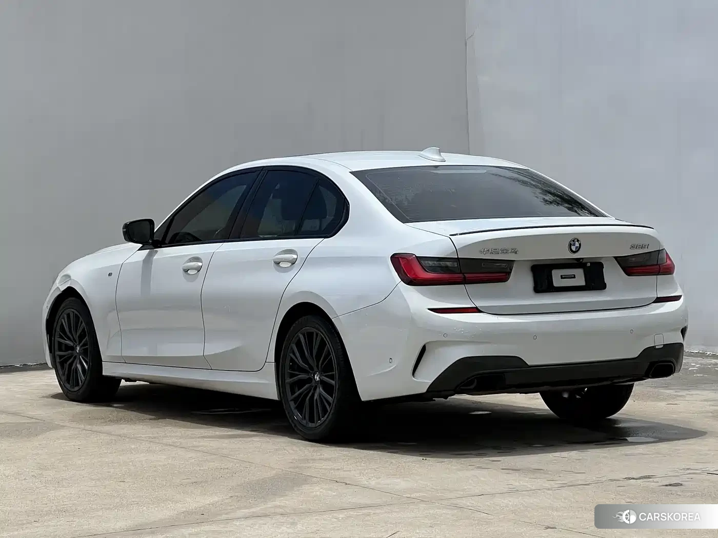 BMW 3 series id 4576534 из Китая 17