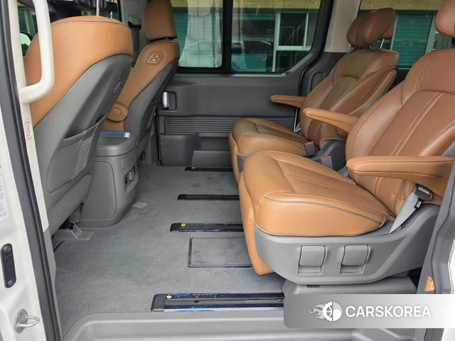 Hyundai Staria id 3964686 из Кореи 16