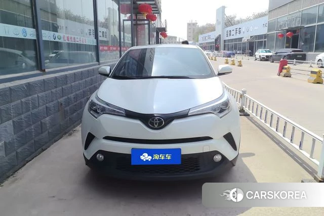 Toyota C-HR id 4261985 из Китая 17