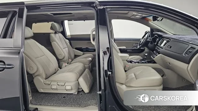 Kia The New Carnival id 2976851 из Кореи 20