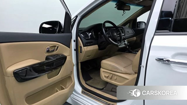 Kia The New Carnival id 4615352 из Кореи 20