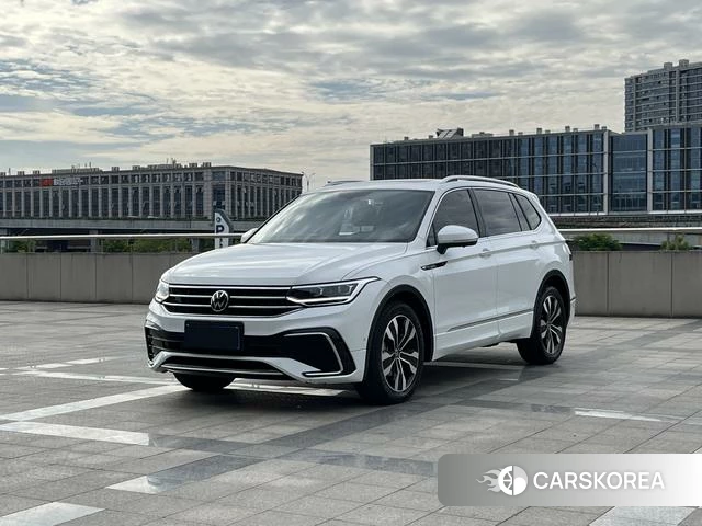 Volkswagen Tiguan L id 4297613 из Китая 15