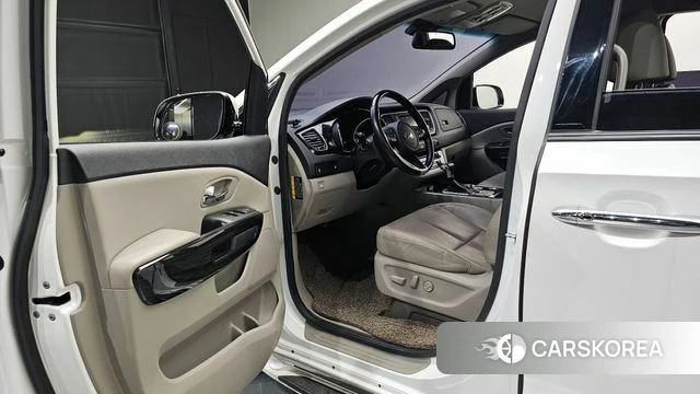 Kia The New Carnival id 3917207 из Кореи 20