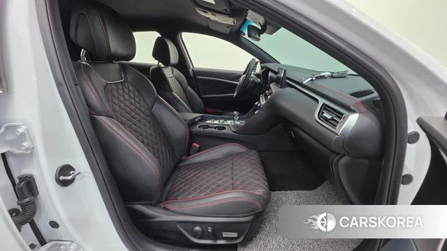 Genesis The New G70 id 4248992 из Кореи 32