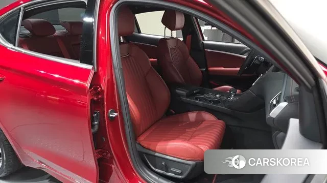 Genesis The New G70 id 3262362 из Кореи 20