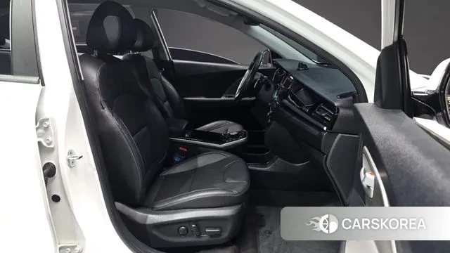 Kia Niro Plus id 3566448 из Кореи 20