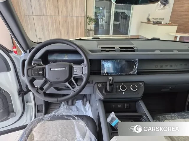 Land Rover Defender (L663) id 3026555 из Кореи 20