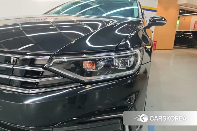 Volkswagen Magotan PHEV id 4209992 из Китая 17