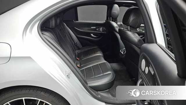 Mercedes-Benz E-Class W213 id 4698955 из Кореи 36