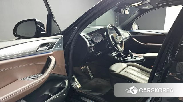 BMW X3 (G01) id 4572956 из Кореи 32