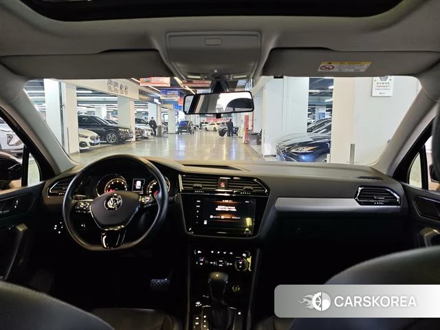 Volkswagen Tiguan L id 4213714 из Китая 32