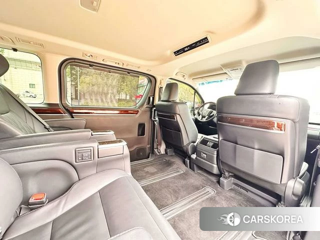 Toyota Granvia (overseas) id 4261886 из Китая 25