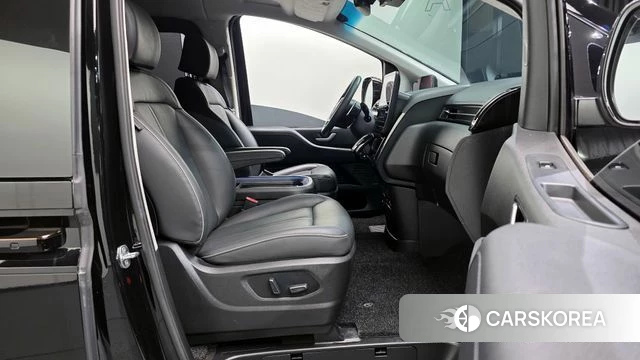 Hyundai Staria id 3878448 из Кореи 20