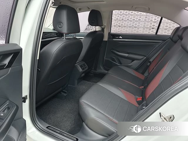 Volkswagen Bora id 4209517 из Китая 10