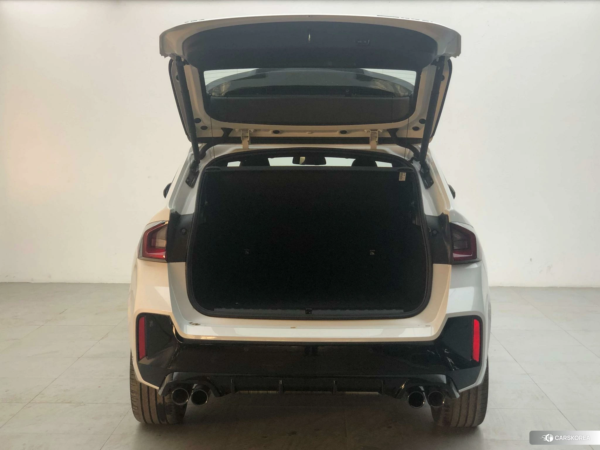 BMW X1 id 4452375 из Китая 18
