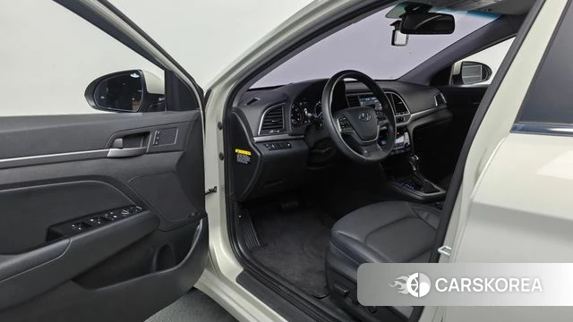 Hyundai Avante AD id 4882740 из Кореи 20