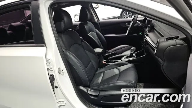 Kia Come New K3 id 2891836 из Кореи 20