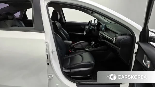 Kia Come New K3 id 3363220 из Кореи 20