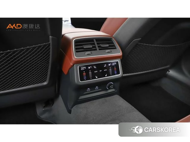 Audi A7L id 4328806 из Китая 10