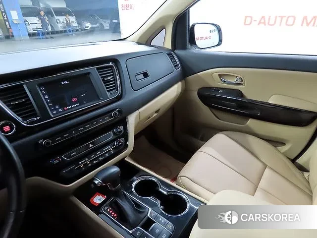 Kia The New Carnival id 2997472 из Кореи 20