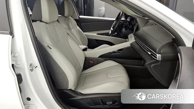 Hyundai Avante Hybrid (CN7) id 3002888 из Кореи 20