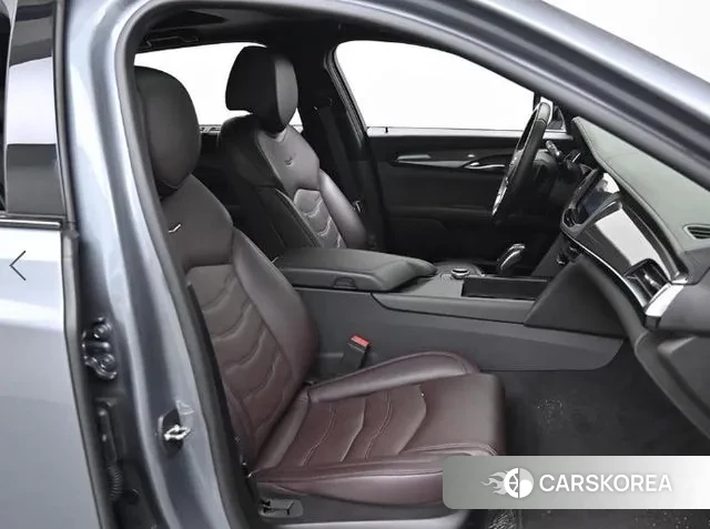 Cadillac CT6 id 3319145 из Кореи 19