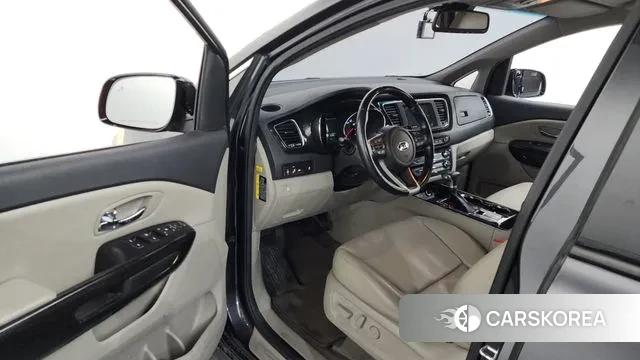 Kia The New Carnival id 3612409 из Кореи 20