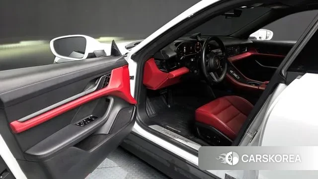 Porsche Taycan id 3335258 из Кореи 20