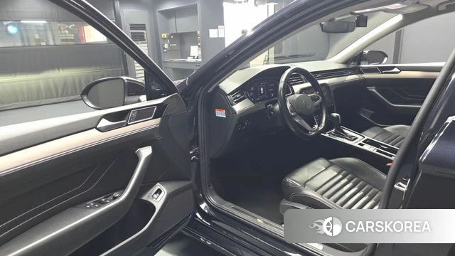 Volkswagen Passat GT (B8) id 4712376 из Кореи 34