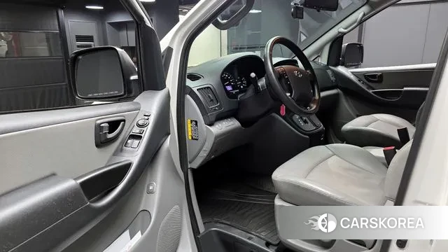 Hyundai The New Grand Starex id 3713231 из Кореи 20