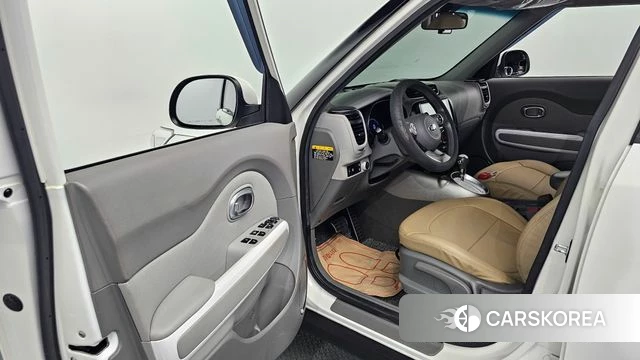 Kia Soul EV id 4269334 из Кореи 30