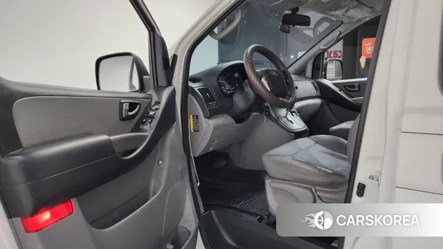 Hyundai The New Grand Starex id 3536275 из Кореи 20