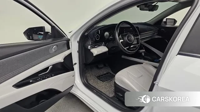 Hyundai Avante Hybrid (CN7) id 3578003 из Кореи 20