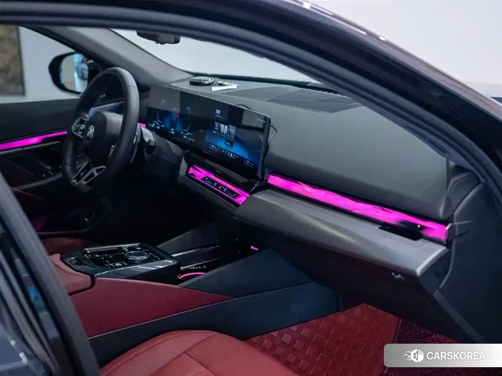 BMW 5 series id 4548394 из Китая 25