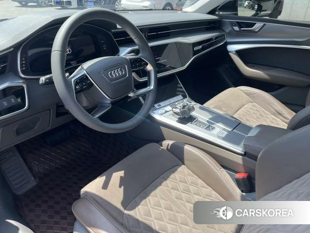 Audi A7L id 4359286 из Китая 13